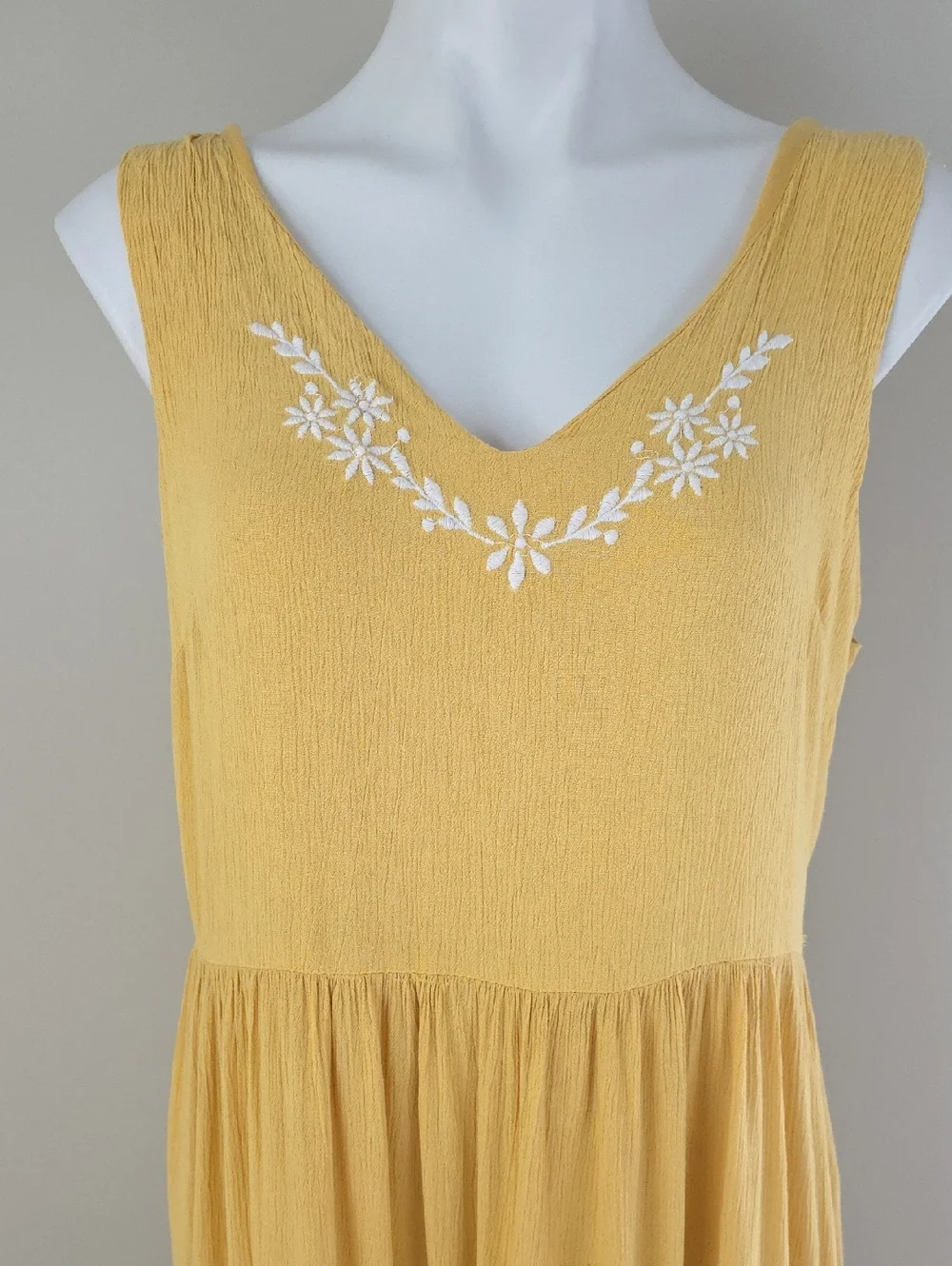 JOIE Yellow Layered/ Tiered Sleeveless Embroidered Midi Boho Dress Size 10 - Picture 3 of 8